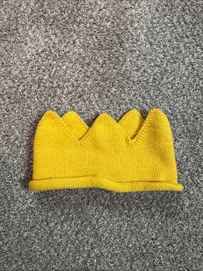 Gold Knit Crown - dress up - birthday - milestone